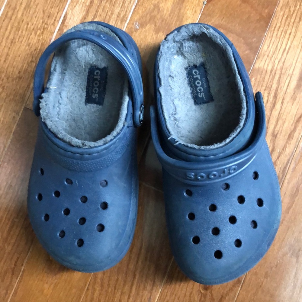 Fuzzy crocs